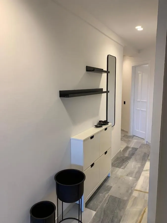 Altamira Family Apartment El Duque 阿德耶